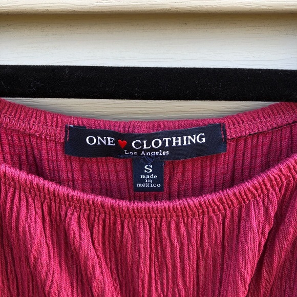 One Clothing | scoop neck flowy top - Picture 2 of 6